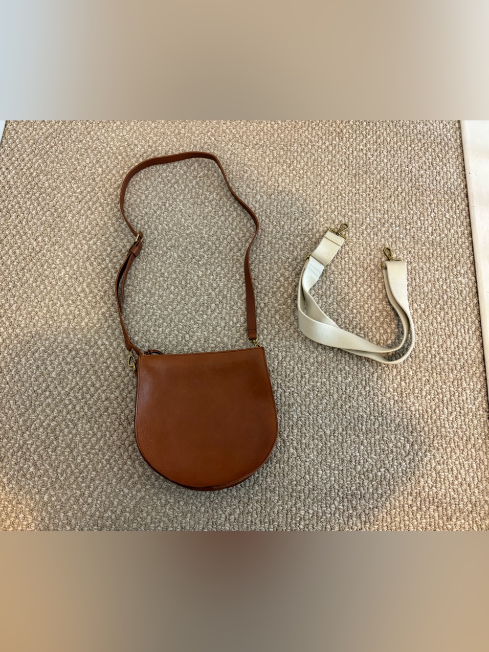 Madewell Transport Saddle Bag brown beige tan white strap leather - Picture 9 of 12